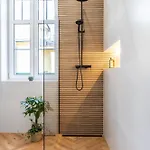 Vary Essence - Elegant With Balcony Апартаменты
