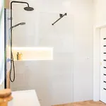 Апартаменты Vary Essence - Elegant With Balcony *