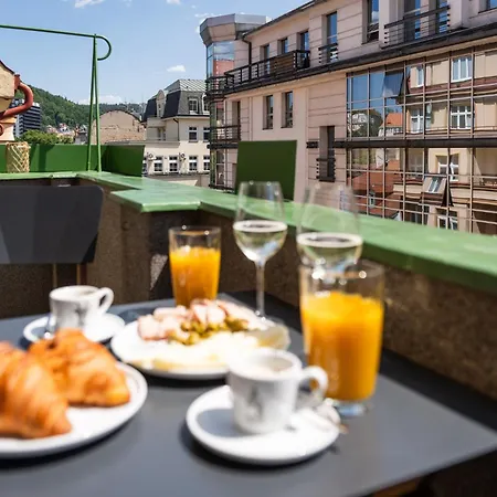 Апартаменты Vary Essence - Elegant With Balcony Карловы Вары